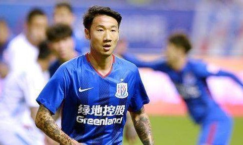 星空登录入口-落叶归根却因言论惹事 告别泰达荣昊委身中甲不易